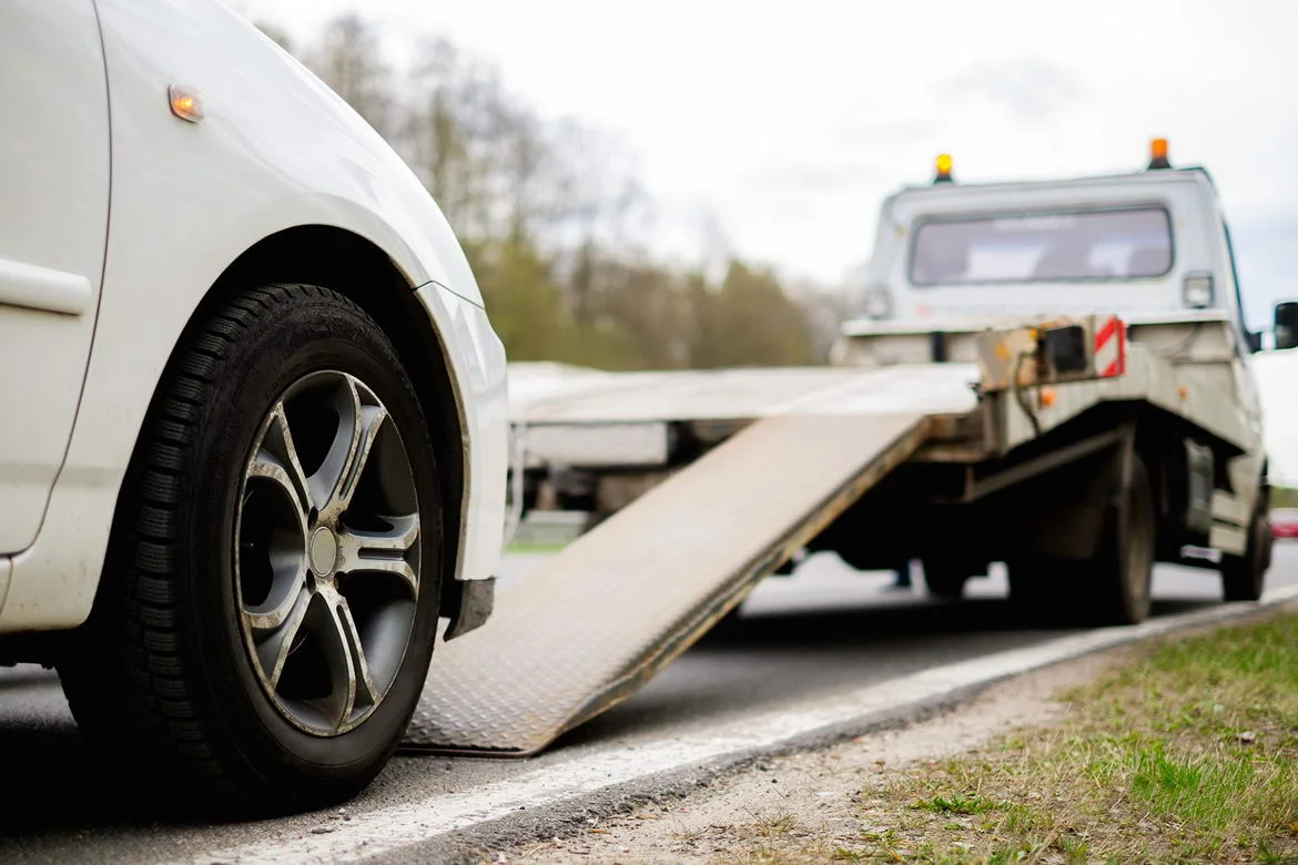 Why the Best Roadside Recovery is Essential During Bad Weather